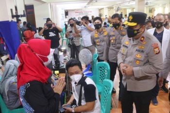Vaksinasi COVID-19 sasar rumah ibadah di Makassar