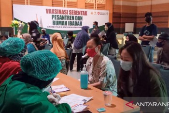 Warga antusiasme ikuti vaksinasi di JIC