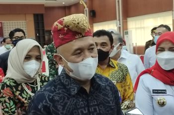 Menkop UKM sebut kunci pemulihan ekonomi adalah vaksinasi