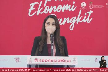 Masyarakat diminta gunakan masker dan vaksinasi untuk cegah varian baru COVID-19