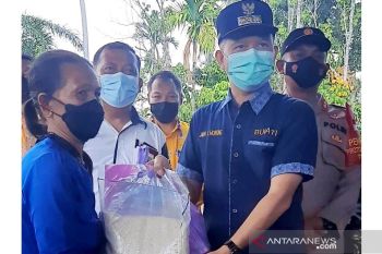 Bupati Gumas inginkan bantuan merata pada warga terdampak banjir