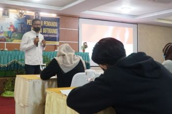 Dispar Lombok Barat latih desa wisata mengembangkan usaha mancakrida