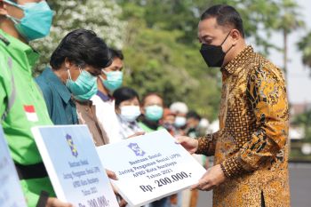 Pemkot Surabaya alokasikan Rp3,8 Miliar untuk bantuan jaring pengaman sosial