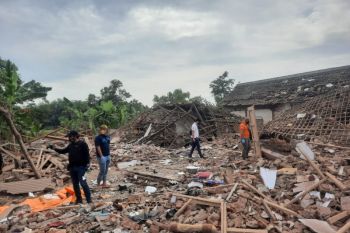 Dua orang tewas akibat ledakan diduga bom ikan di Pasuruan