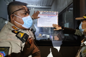 Satpol PP temukan dua kafe langgar prokes saat sidak di Jakbar