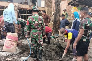 Kodim 0809 Kediri perbaiki fasilitas umum di  kegiatanTMMD