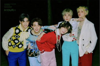 TXT segera adakan konser perdana