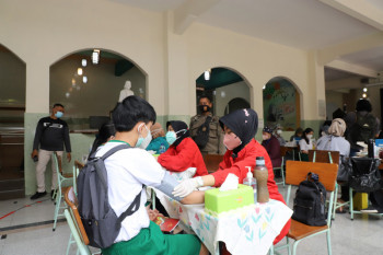 Vaksinasi di Surabaya ditargetkan tercapai 100 persen pekan depan
