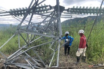 PLN Kebut Perbaikan Tower Transmisi, Pasca Gangguan Transmisi Section Poso -- Sidera