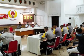 Brimob kawal kontingen Kalteng menuju PON Papua