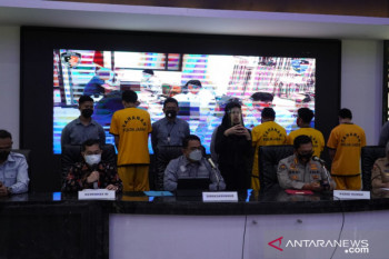 Mantan relawan berkomplot dengan penyedia sertifikat vaksinasi ilegal