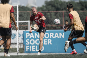 Melvin Platje waspadai dua pemain Persib Bandung jelang duel