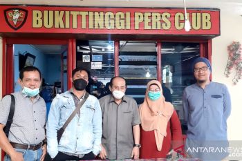 Mantan Wako Bukittinggi ini, berharap pelajaran Minangkabau diterapkan kembali di sekolah