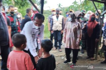Risma usul bangun selter di pemukiman bantaran Sungai Asam-Asam