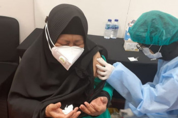 Keterbatasan wawasan lansia soal komorbid hambat laju vaksinasi