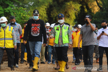 Pemkot Kota Bekasi cek lokasi rawan banjir antisipasi musim hujan