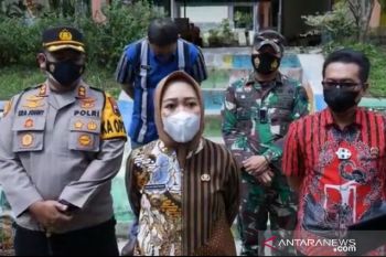 90 siswa positif COVID-19, Purbalingga hentikan PTM