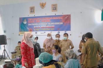 PKK Mataram mengoptimalkan peran kader edukasi vaksin COVID-19 ibu hamil