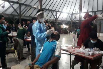 Pemkot Pekalongan intensifkan tes cepat dan vaksinasi
