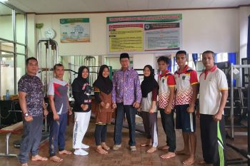 Jelang berangkat ke PON Papua, ini dilakukan pelatih tarung derajat Sumbar