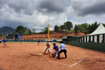 TD sofbol PON XX Papua akui kondisi arena terlalu terbuka