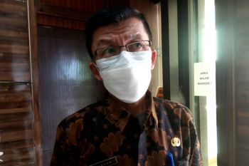 HUT Kepri ke-19 diisi kegiatan penyerahan bansos hingga peresmian proyek strategis