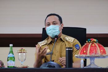 Gubernur Sulsel kebut vaksinasi COVID-19 meski telah keluar dari zona merah
