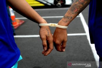 Operasi premanisme amankan puluhan preman di Makassar