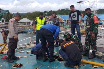 KM Fungka Permata VII dilaporkan terbakar di Pelabuhan Sanana