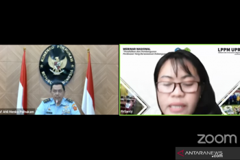 Staf Ahli Menko Polhukam minta warga untuk laporkan indikasi gerakan radikal di medsos