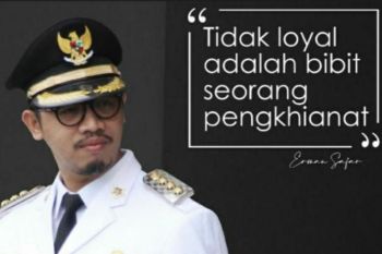 Banyak PNS Bukittinggi pasang foto Wako digambar profil medsosnya, ini kata pegiat media