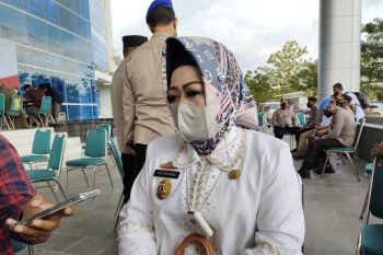 Lampung minta kabupaten/kota percepat vaksinasi COVID-19 guru dan pelajar