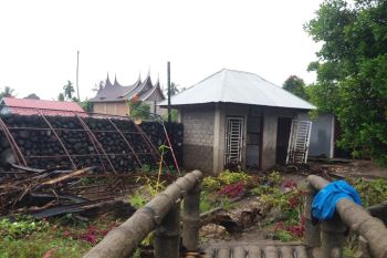 Banjir landa sejumlah lokasi di Kinali Pasbar, disini lokasinya dan dampak ditimbulkan