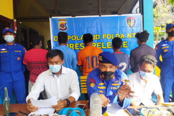 Ditpolair Baharkam Polri tangkap dua kapal nelayan gunakan bom ikan