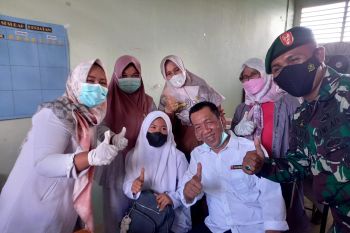Bupati Pessel dampingi para siswa SMKN 1 Sutera saat ini dilakukan