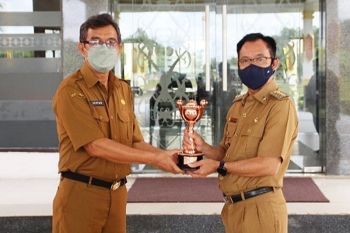Pemkab Katingan raih Anugerah Parahita Ekapraya