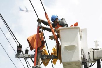 Cuaca ekstrim, PLN antisipasi potensi gangguan listrik