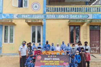 Lanud Anang Busra Berbagi Kepada Panti Asuhan Putra Ahmad Dahlan