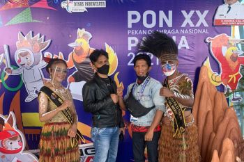 Kontingen catur Sumbar jadi kontingen perdana yang mendarat di Kota Rusa Merauke