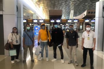 Dua WNA yang berpura-pura jadi anggota militer dideportasi