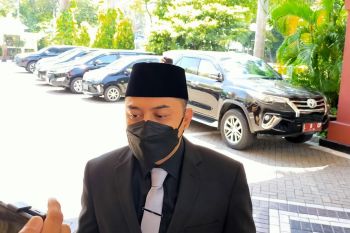 Tempat yang menjadi pergerakan ekonomi di Surabaya terapkan aplikasi PeduliLindungi