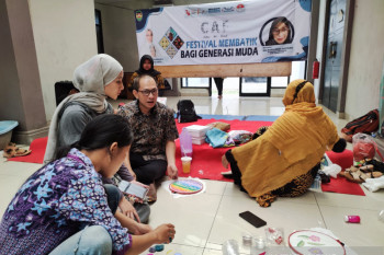 Hari Batik Nasional, Purwakarta gelar Festival Membatik Bagi Generasi Muda