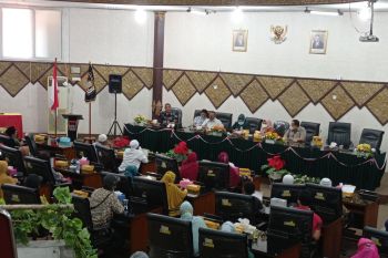 Mereka yang tempuh jalur hukum untuk perjuangkan lahan dikuasai Lantamal-II
