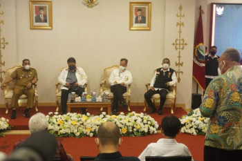 Airlangga minta anak muda tak hanya berpikir jadi ASN