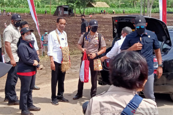 Presiden Jokowi apresiasi semangat warga Sorong mengikuti vaksinasi maritim