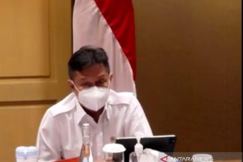 Kemenkes akan evaluasi dan uji klinis obat-obat COVID-19