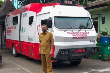 Yogyakarta menerima bantuan mobil laboratorium tes COVID-19 dukung 3T