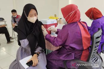 UIN Palu  gencarkan vaksinasi bersiap laksanaan kuliah tatap muka