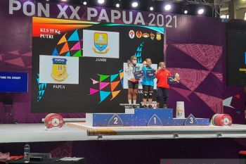 PON Papua - Lifter putri Jambi sumbang emas angkat besi PON XX
