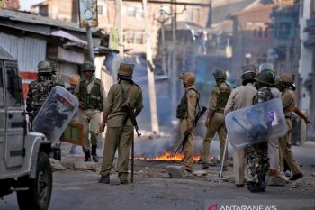 Milisi tembak mati dua guru di Kashmir